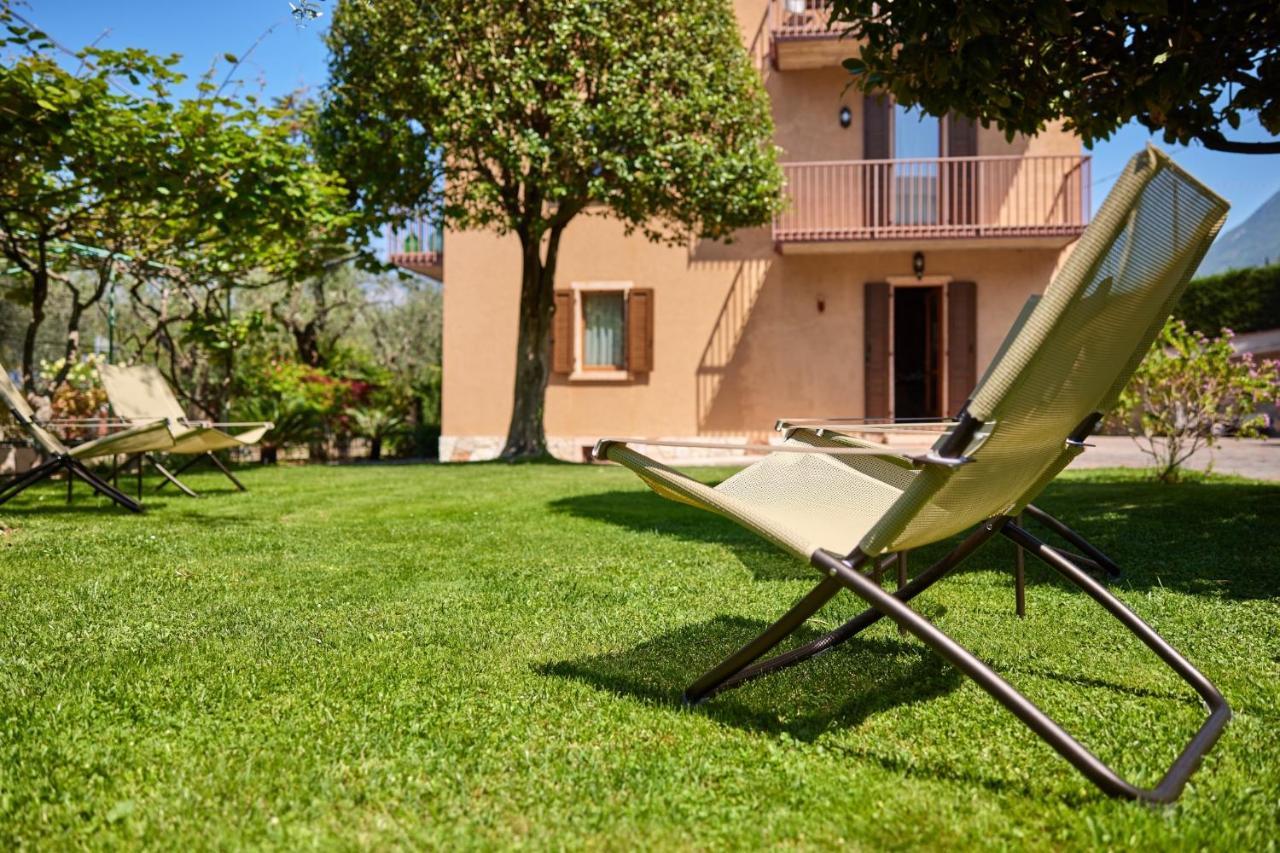 Casa Milani Malcesine Apt 4 Apartment Exterior photo